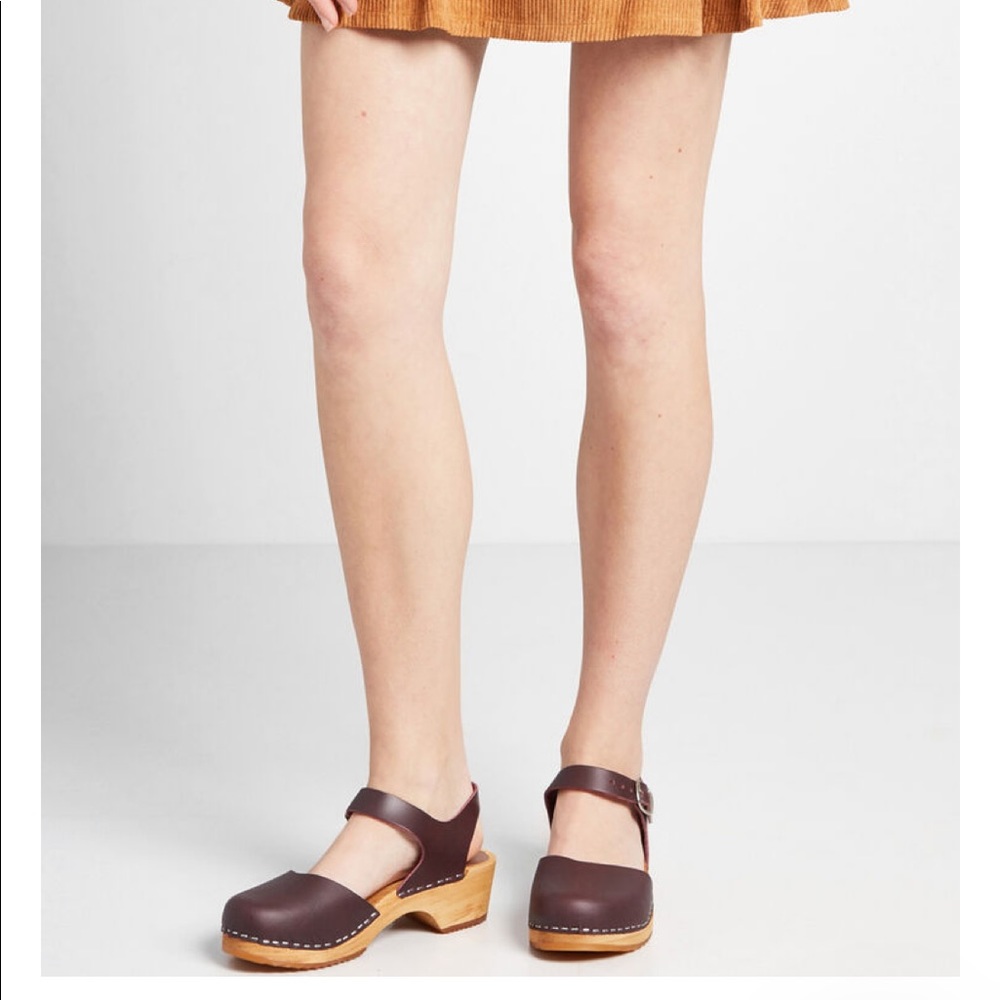 Clogs